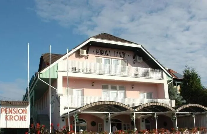 Korona Panzio ベッド・アンド・ブレックファスト